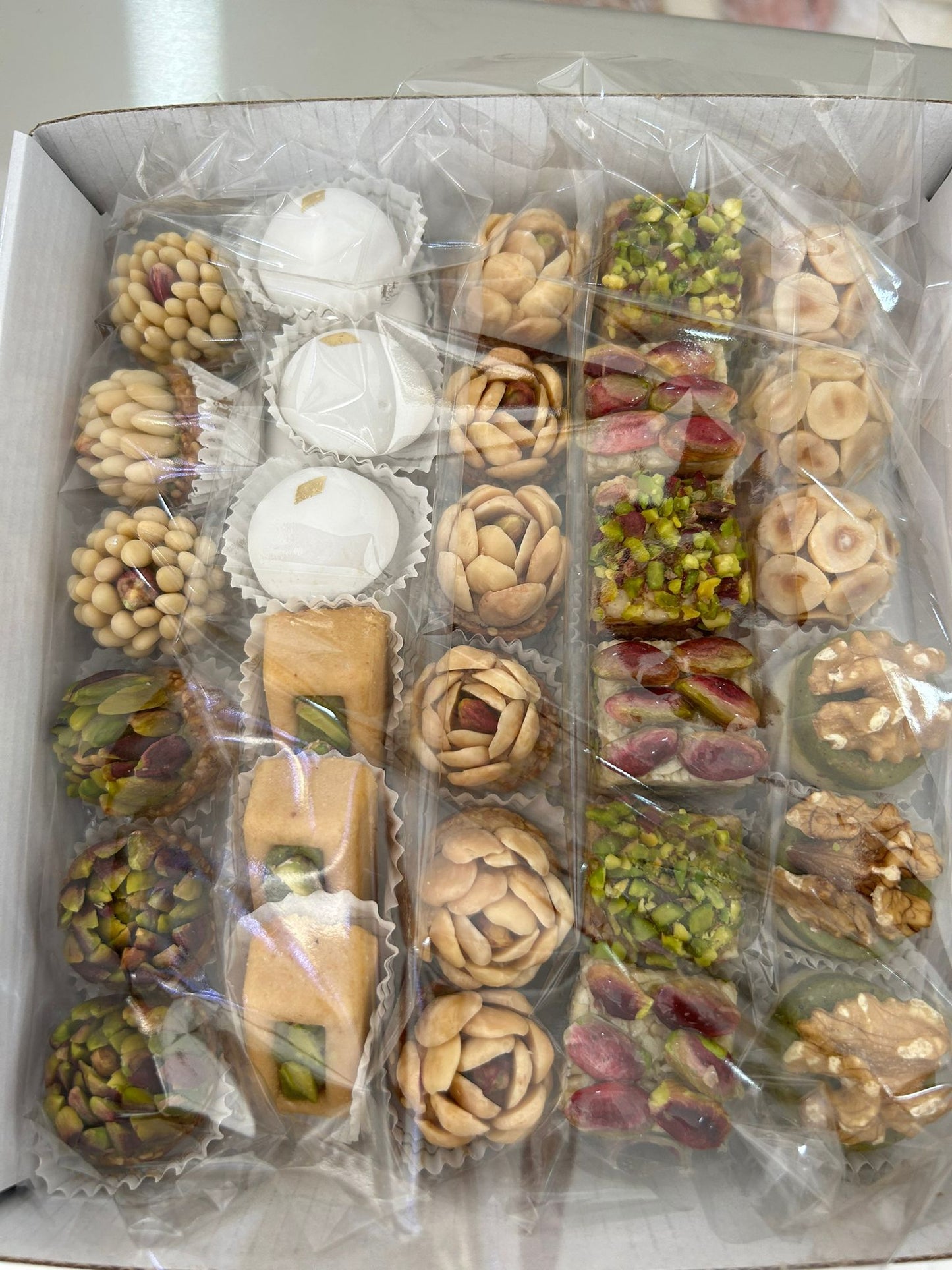 Tunisian Mixed Sweets Box 500g